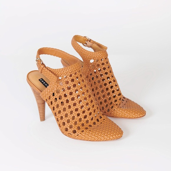 Veronica Beard Livia Basket Weave ClosedToe Sandal - Picture 7 of 8